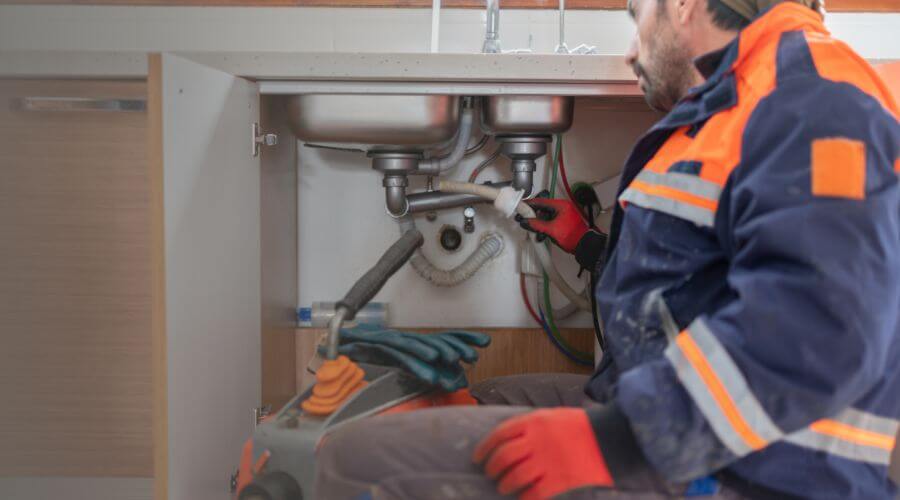 Expert burst pipe repair services in Muldoon, TX